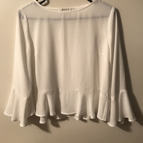 White blouse - Picture 1 of 2